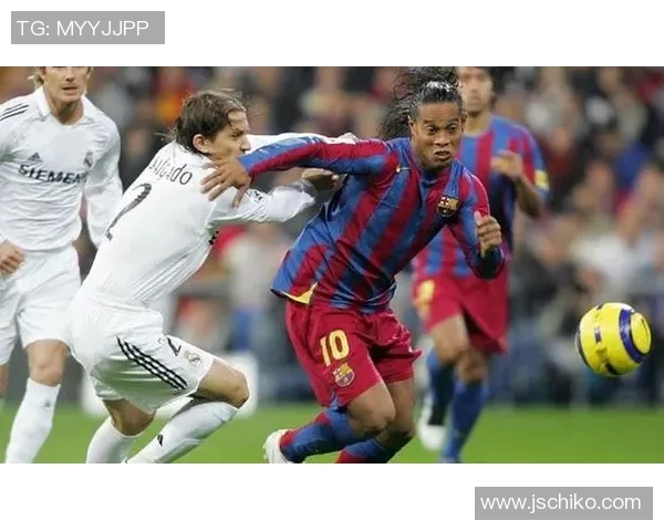 足球明星精彩过人瞬间回顾技艺与魅力的完美结合